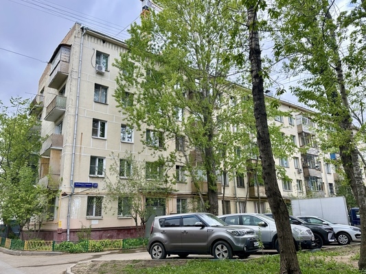 Продам двухкомнатную (2-комн.) квартиру, Маршала Чуйкова ул, 22к1, Москва г
