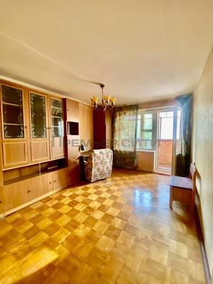 Продам однокомнатную (1-комн.) квартиру, Генерала Попова ул, 18к3, Калуга г