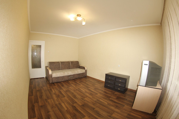 Продам однокомнатную (1-комн.) квартиру, Космонавтов ш, 166б, Пермь г