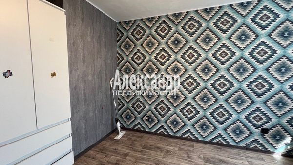 Продам двухкомнатную (2-комн.) квартиру, Им А.К.Харитонова ул, 75, Выборг г