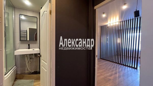 Продам двухкомнатную (2-комн.) квартиру, Им А.К.Харитонова ул, 75, Выборг г