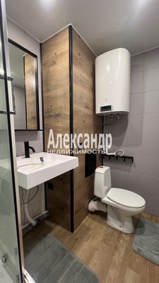 Продам двухкомнатную (2-комн.) квартиру, Им А.К.Харитонова ул, 75, Выборг г