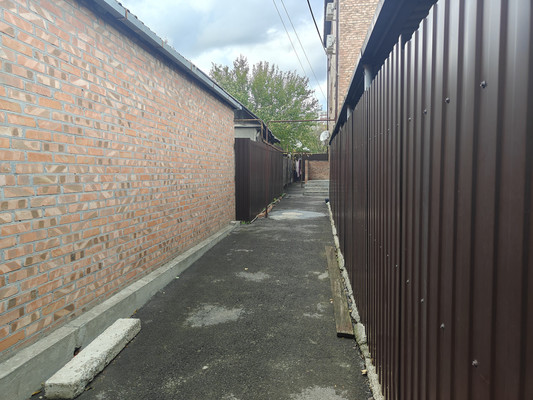 Продам комнату в 3-комн. квартире, Атарбекова ул, 41, Ростов-на-Дону г