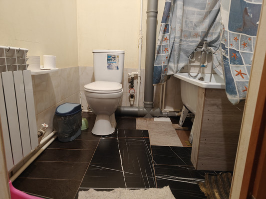 Продам комнату в 3-комн. квартире, Атарбекова ул, 41, Ростов-на-Дону г