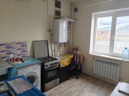 Продам комнату в 3-комн. квартире, Атарбекова ул, 41, Ростов-на-Дону г