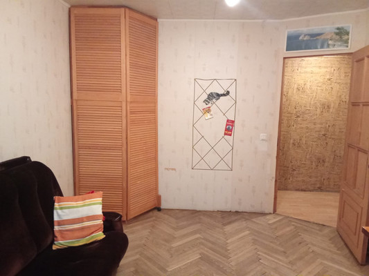 Продам трехкомнатную (3-комн.) квартиру, Бухарестская ул, 33к2, Санкт-Петербург г