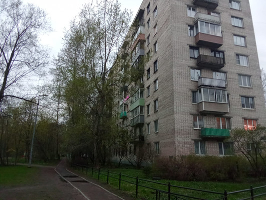 Продам трехкомнатную (3-комн.) квартиру, Бухарестская ул, 33к2, Санкт-Петербург г
