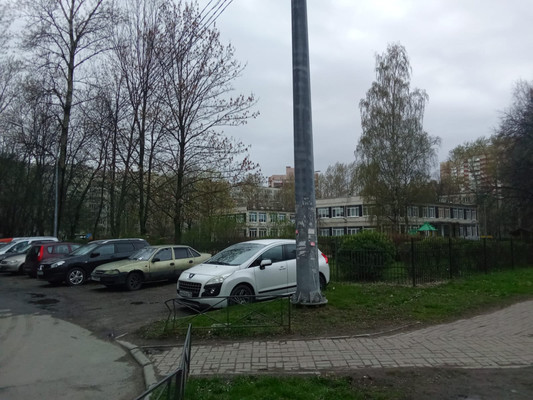 Продам трехкомнатную (3-комн.) квартиру, Бухарестская ул, 33к2, Санкт-Петербург г