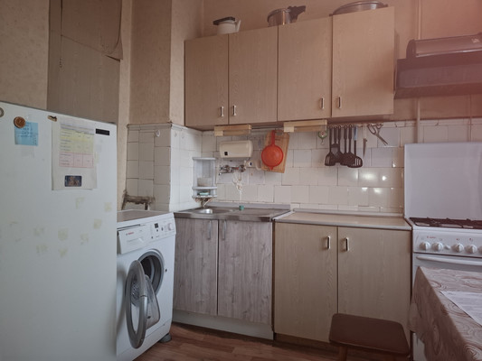 Продам трехкомнатную (3-комн.) квартиру, Чапаевский пер, 8, Москва г