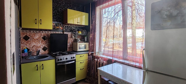 Продам двухкомнатную (2-комн.) квартиру, Мира ул, 65, Чехов г