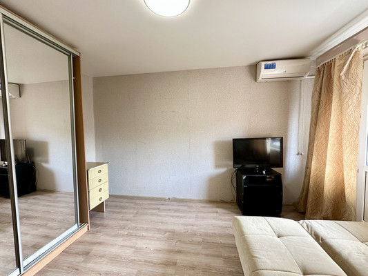 Продам однокомнатную (1-комн.) квартиру, Еременко ул, 85/7, Ростов-на-Дону г