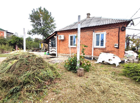 Продам дом, Промысловая ул, 138, Апшеронск г, 0 км от города