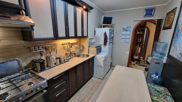 Продам многокомнатную квартиру, Чистопольская ул, 19, Казань г
