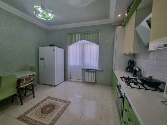 Продам двухкомнатную (2-комн.) квартиру, Эльбрусская ул, 19к3, Нальчик г