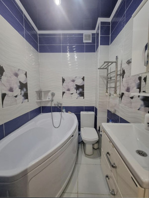 Продам двухкомнатную (2-комн.) квартиру, Эльбрусская ул, 19к3, Нальчик г