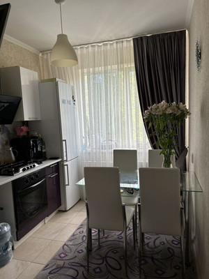 Продам двухкомнатную (2-комн.) квартиру, Зорге ул, 37/11, Ростов-на-Дону г