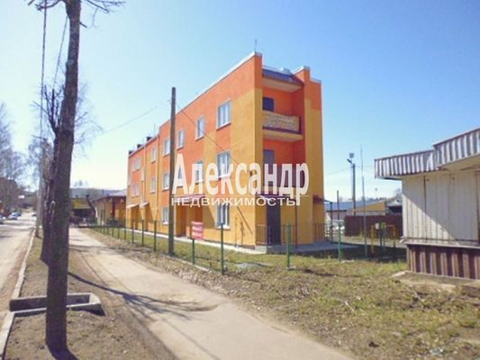 Продам трехкомнатную (3-комн.) квартиру, Карла Маркса ул, 48, Лодейное Поле г