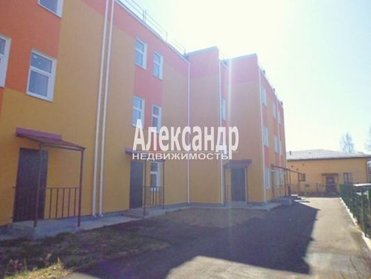 Продам трехкомнатную (3-комн.) квартиру, Карла Маркса ул, 48, Лодейное Поле г