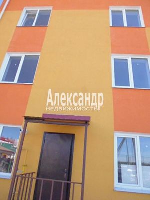 Продам трехкомнатную (3-комн.) квартиру, Карла Маркса ул, 48, Лодейное Поле г