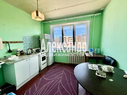 Продам однокомнатную (1-комн.) квартиру, Приморская ул, 27, Выборг г