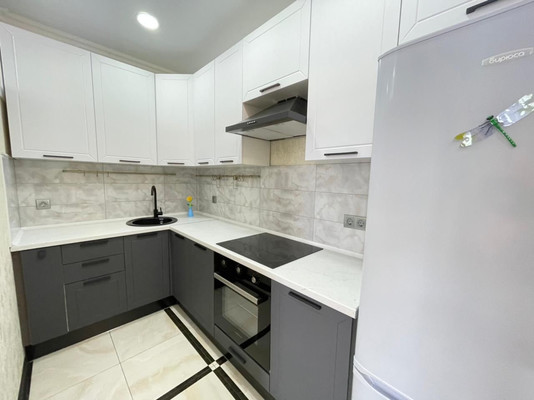 Продам трехкомнатную (3-комн.) квартиру, Гарнизонный пер, 1А, Ростов-на-Дону г