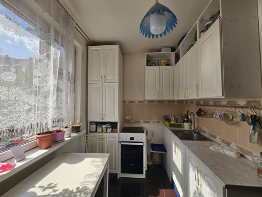 Продам однокомнатную (1-комн.) квартиру, Тихомирова ул, 1, Москва г