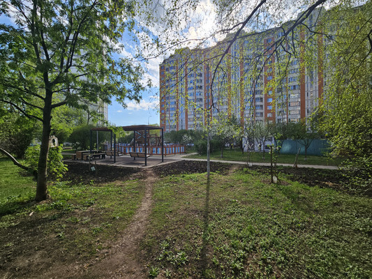 Продам однокомнатную (1-комн.) квартиру, Тихомирова ул, 1, Москва г