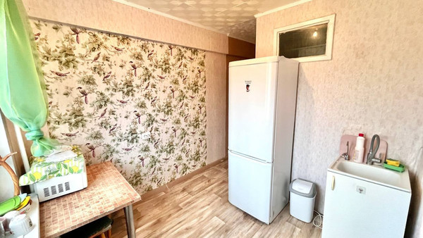 Продам однокомнатную (1-комн.) квартиру, Ленинградская ул, 20, Воткинск г
