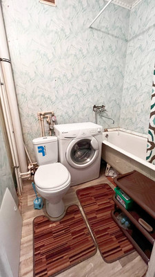 Продам однокомнатную (1-комн.) квартиру, Ленинградская ул, 20, Воткинск г