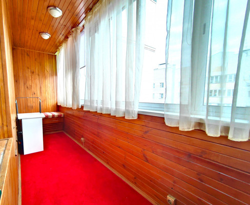 Продам двухкомнатную (2-комн.) квартиру, Аделя Кутуя ул, 44, Казань г