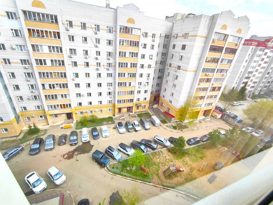 Продам двухкомнатную (2-комн.) квартиру, Аделя Кутуя ул, 44, Казань г