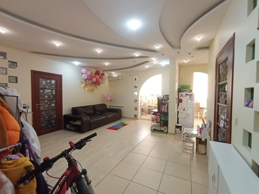 Продам двухкомнатную (2-комн.) квартиру, Лермонтова ул, 120, Анапа г