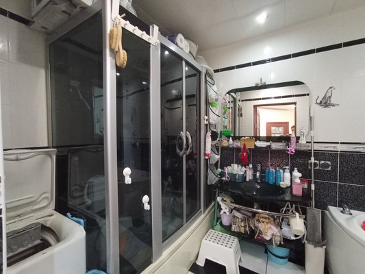 Продам двухкомнатную (2-комн.) квартиру, Лермонтова ул, 120, Анапа г