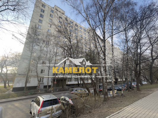 Продам трехкомнатную (3-комн.) квартиру, Сумской проезд, 12к3, Москва г