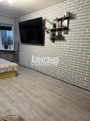 Продам однокомнатную (1-комн.) квартиру, Токарева ул, 15, Сестрорецк г