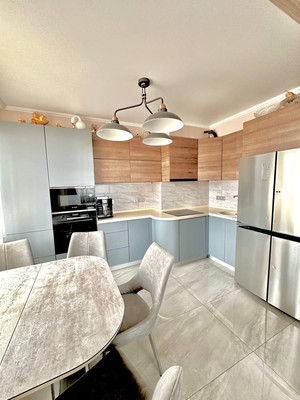 Продам трехкомнатную (3-комн.) квартиру, Тибетская ул, 1Б, Ростов-на-Дону г