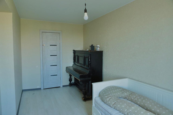 Продам двухкомнатную (2-комн.) квартиру, Юных Ленинцев ул, 84, Москва г