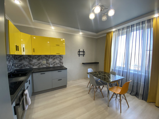 Продам двухкомнатную (2-комн.) квартиру, Еременко ул, 94, Ростов-на-Дону г