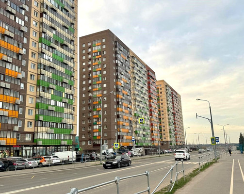 Продам двухкомнатную (2-комн.) квартиру, Свободы (Мирный мкр.) ул, 9, Мирный п