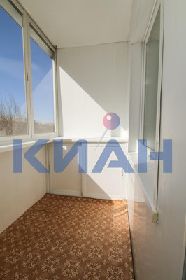 Продам трехкомнатную (3-комн.) квартиру, Менжинского ул, 9ка, Красноярск г