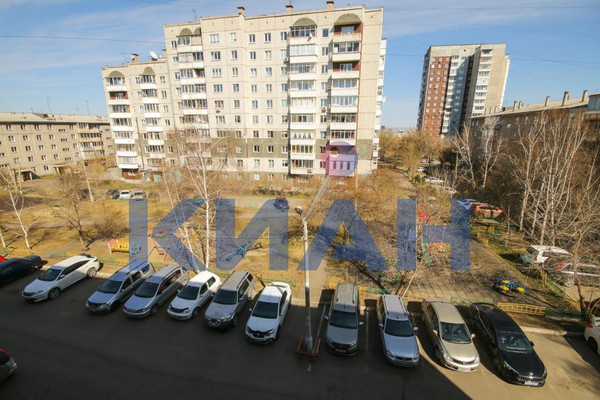 Продам трехкомнатную (3-комн.) квартиру, Менжинского ул, 9ка, Красноярск г