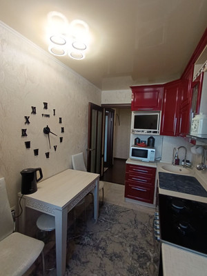 Продам двухкомнатную (2-комн.) квартиру, Деповская ул, 162А, Ишим г