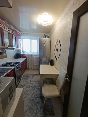Продам двухкомнатную (2-комн.) квартиру, Деповская ул, 162А, Ишим г