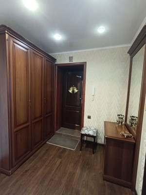 Продам двухкомнатную (2-комн.) квартиру, Деповская ул, 162А, Ишим г