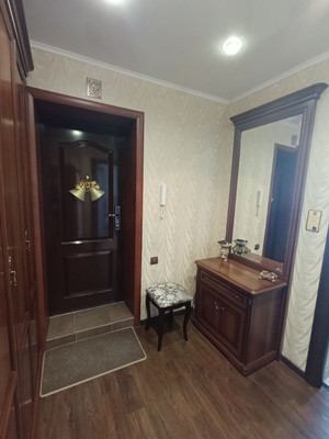 Продам двухкомнатную (2-комн.) квартиру, Деповская ул, 162А, Ишим г