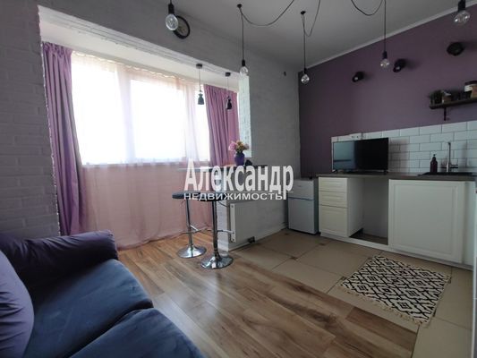 Продам однокомнатную (1-комн.) квартиру, Парковый проезд, 5, Сертолово г