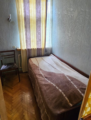 Продам трехкомнатную (3-комн.) квартиру, Коммунистический пр-кт, 11к3, Ростов-на-Дону г
