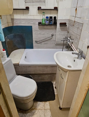 Продам трехкомнатную (3-комн.) квартиру, Коммунистический пр-кт, 11к3, Ростов-на-Дону г