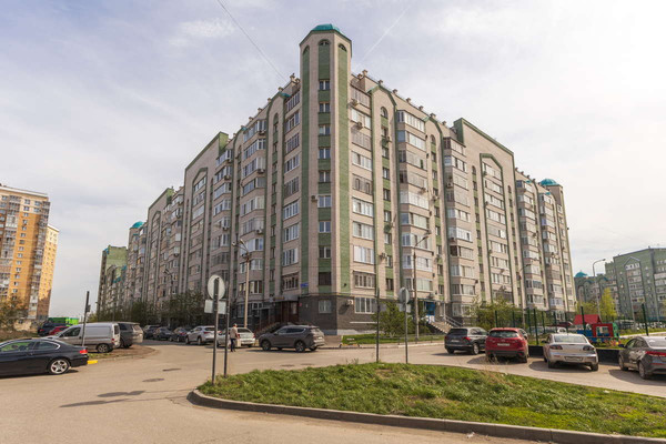 Продам многокомнатную квартиру, Ямашева пр-кт, 101, Казань г