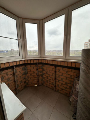 Продам однокомнатную (1-комн.) квартиру, Комарова б-р, 1е, Ростов-на-Дону г